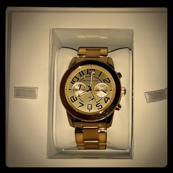 Micheal Kors main image 3